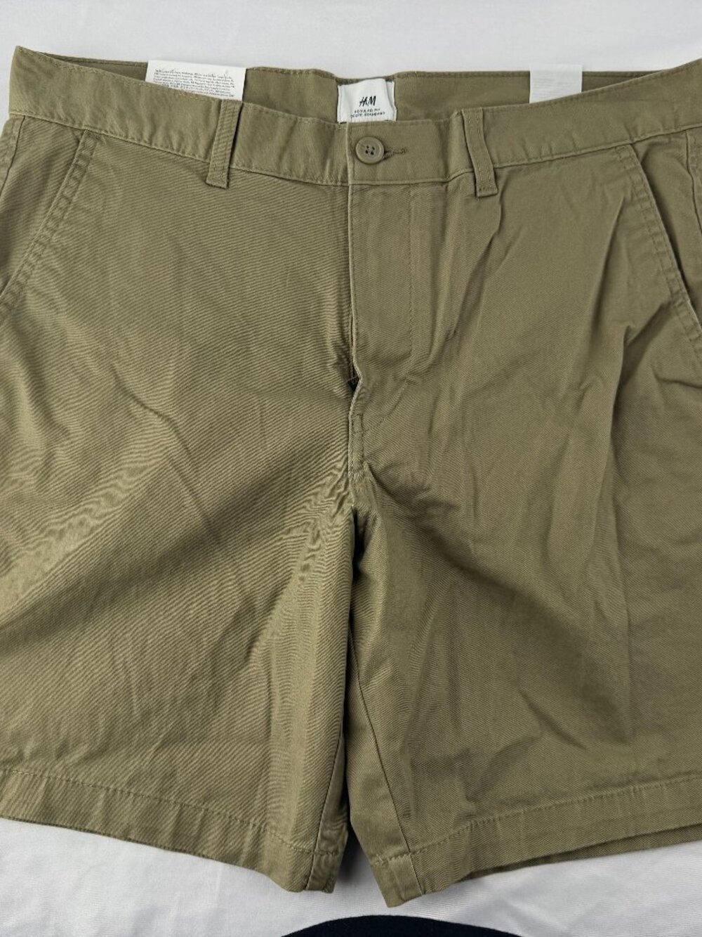 H&M Men Regular Fit Mid Length Khaki Green Twill Casual Shorts Size 33
